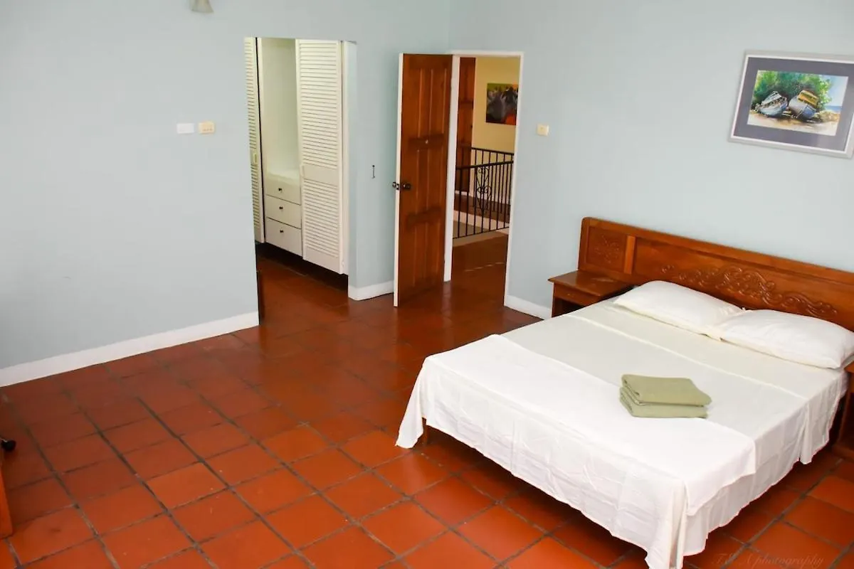 Casa Clara - A Bright & Spacious Holiday Retreat 斯卡伯勒 0*,  特立尼达和多巴哥