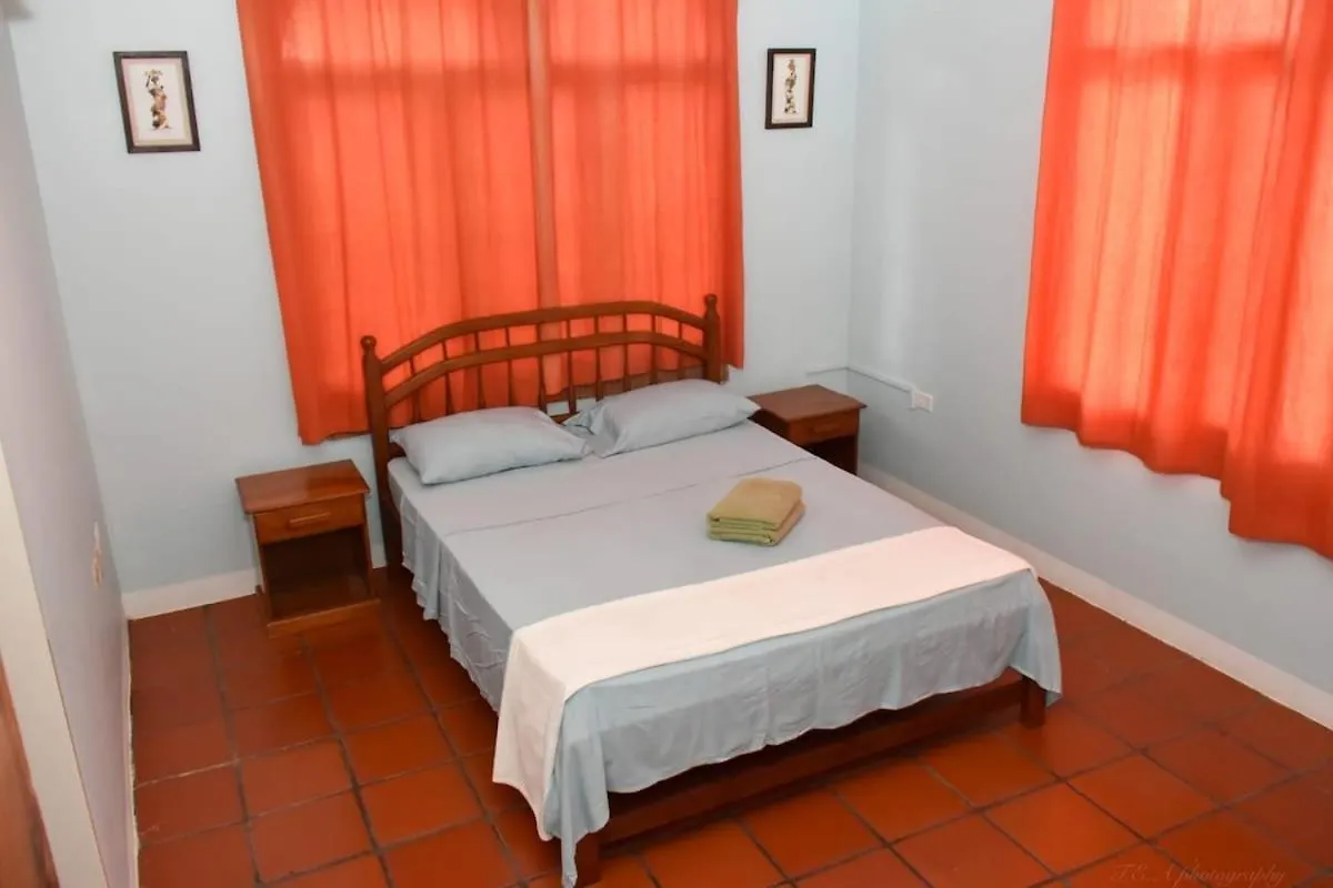 Casa Clara - A Bright & Spacious Holiday Retreat Scarborough