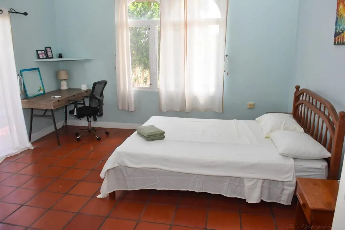 Villa Casa Clara - A Bright & Spacious Holiday Retreat Scarborough