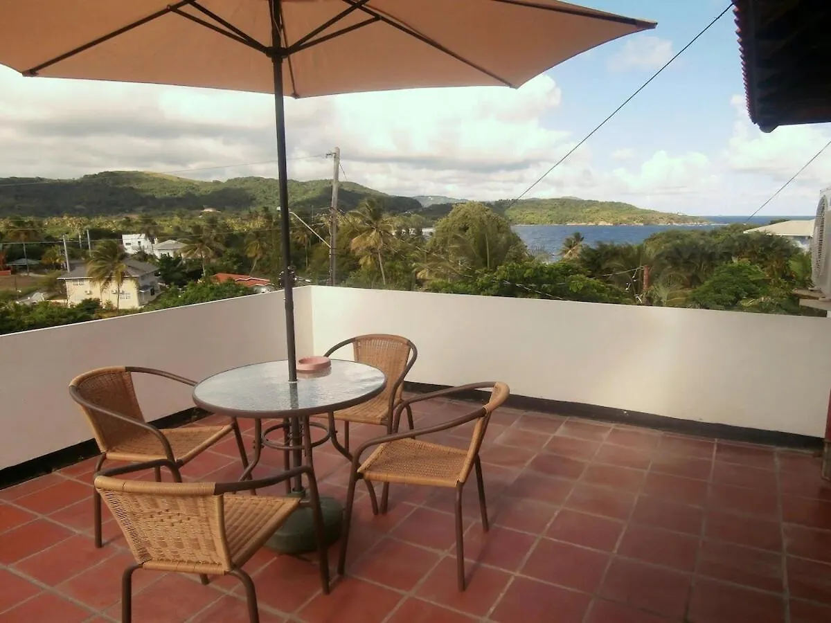 Casa Clara - A Bright & Spacious Holiday Retreat Scarborough 0*,  Trinidad ve Tobago